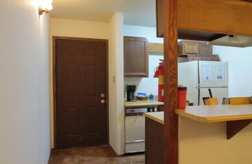 Angel Fire Condo | Condo just a Walk from the Chair Lift
