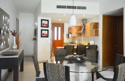 Playa Diamante Apartment | Condo Mayan Lakes