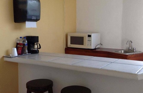 Crucecita Hotel | CONDO MIR BY TRVL2HM