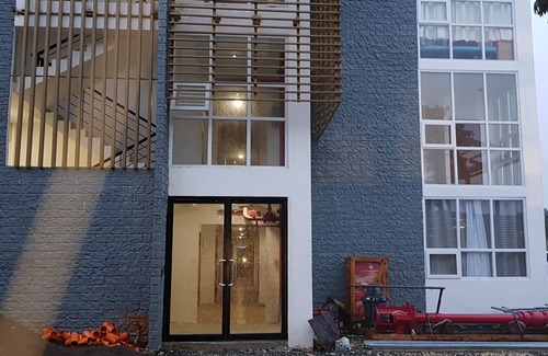 Maribago Condo | Condo near diving spots +fast wifi+netflix