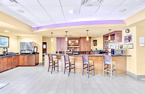 Florida Central Atlantic Coast Apartment | Condo near Universal Studios with Hot tub, Pool!