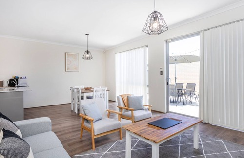 Harrisdale House | Condo on Bambili in the heart of Harrisdale