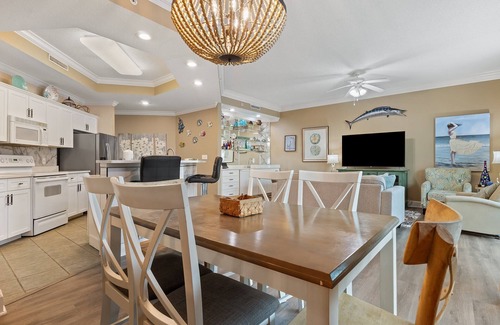 Orange Beach Condo | 🌞Condo on Bay w/Boat Slip - Phoenix On The Bay1108