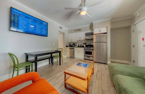 Belleair Beach Condo | Condo On The Beach - Heated Pool - Self Check-in