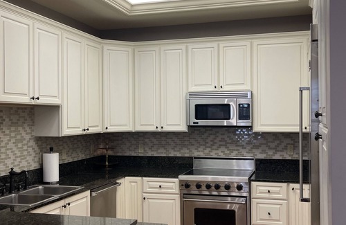 Oxford Condo | Condo on the Square