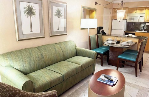 Palm Beach Shores Condo | Condo On The Beach! Singer Island | Beachfront Location