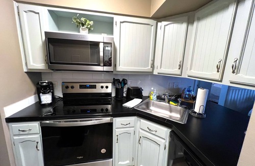 Huron Apartment | Condo Overlooking the Marina!