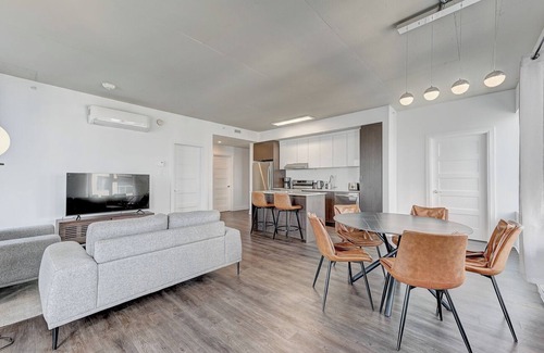 Saint-Laurent Apartment | Condo Thimens - Ville St-Laurent