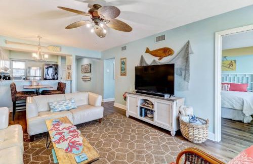 Ocean Cay Apartment | Condo w Google Mini Home