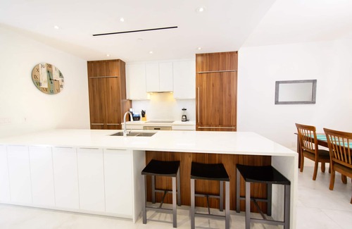 Nassau Condo | Condo w/Patio & BBQ