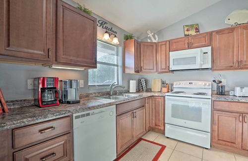 Highland Condo | Condo w/Screened-in Porch, 1 Mi to Sebring Golf!