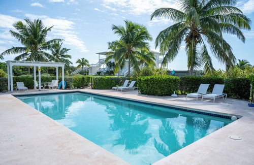 James Cistern House | Condo w/Views, Beach, Htd Pool, Golf Cart