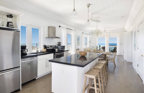 James Cistern Condo | Condo w/Views, Beach, Htd Pool, Golf Cart, Kayaks, Gym, Pickleball Court!