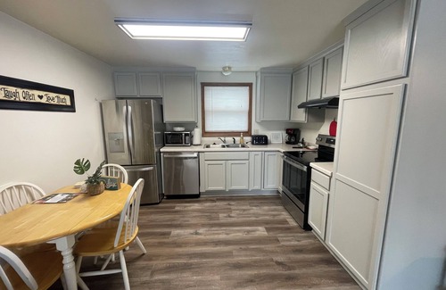 Dyckesville Condo | Condo w/water access. Short drive to Green Bay and Sturgeon Bay/Door County