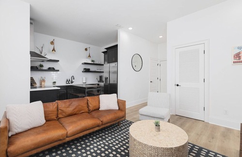 Cleveland Park House | Condo with Free Parking, 3 miles to Downtown & Stadium, by Coffee