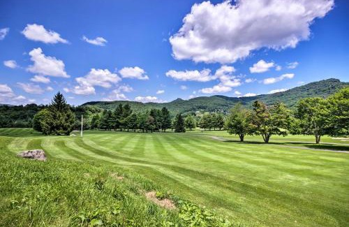 Sugar Mountain Apartment | Condo with Furnished Deck - Walk to Sugar Mountain!