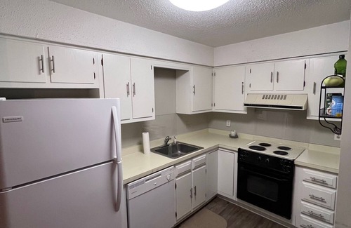 Foxfire Condo | Condo with Golf, Pool and Tennis Courts. n10 min to Pinehurst.