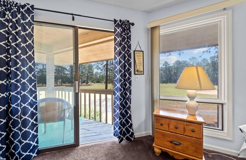 Foxfire Condo | Condo with Golf, Pool and Tennis Courts. n10 min to Pinehurst.