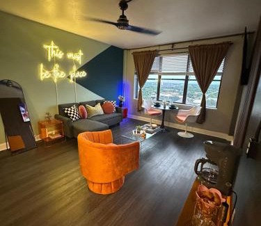 Downtown Jacksonville Apartment | Condo with high rise views