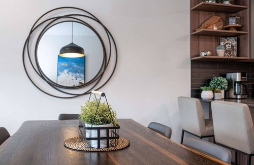 Revelstoke Condo | Condo with Hot Tub - Revylation