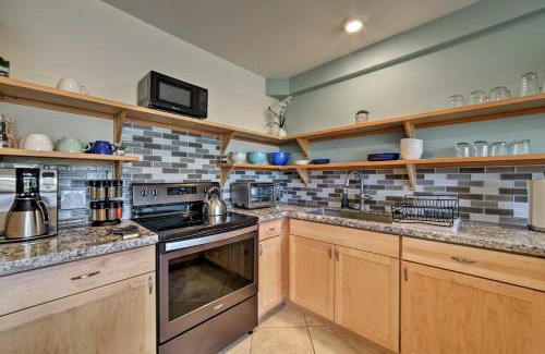 Kuau Apartment | Condo with Lanai at Beginning of Road to Hana!
