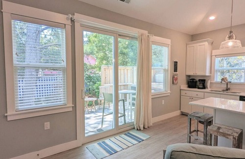 Whalehead Beach House | Condo with Private Hot Tub! Dogs ok! Short walk to beach, comm. Pool