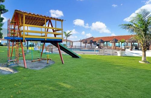 Praia Rasa House | Condomínio beira mar - 2 suíte - 1quarto - Lazer - AC