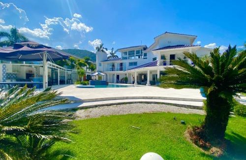 Tabatinga House | Condomínio Costa Verde Tabatinga