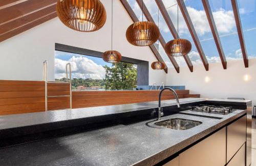 Quinta da Serra House | Condomínio Residencial e Comercial YOU