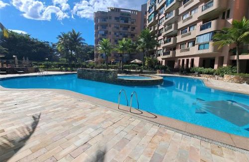 Barra da Tijuca Apartment | Condomínio Resort Beira Mar Vista Barra da Tijuca - Ar condicionado garagem