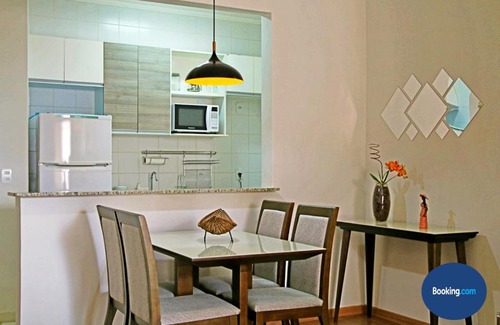 Olimpia House | Condomínio Villaggio, 400 metros do parque! “Ap”