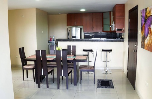 Kennedy Apartment | Condominio Colon Square, Apartamento Lujoso