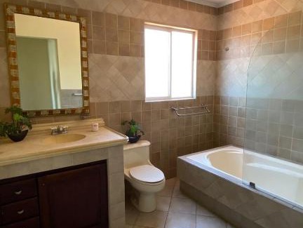 Guachipelin Villa | Condominio en Escazú tipo Villa 3 habitaciones