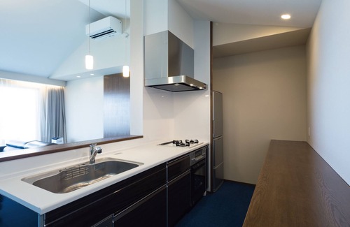 Kadena-cho Condo | Condominium T-Room