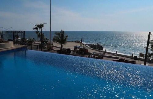 Balcones de Loma Linda Hotel | Condos Clauss