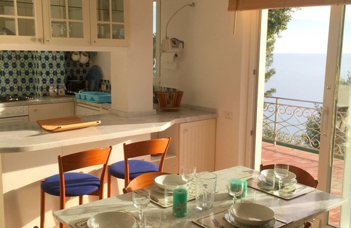 Montemarcello House | confortable cottage with stunning seaview and total privacy in the nature
