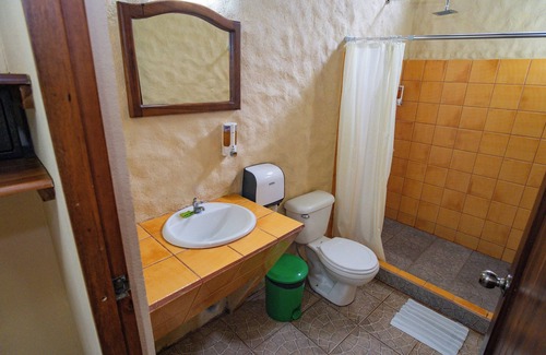 Arenal Hot Springs Hotel | Confort Arenal