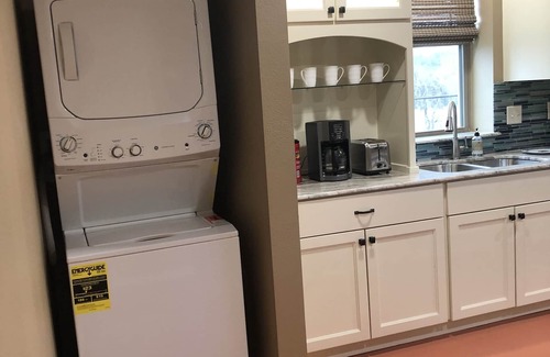 Capitol Hill Apartment | Confort at Downtown Little Rock