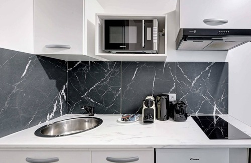 19th Arrondissement Apartment | Confort et style moderne à 2 pas de la Villette