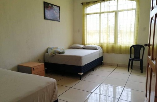 Santa Cruz del Quiche Hotel | Confortable rooms, clean and económic. Free Wi-Fi, parking available