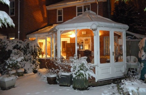 Watford House | confortable and spacious