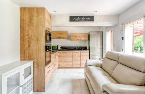 Jumieges Other | Confortable Appartement 3 Chambres avec Poêle à Bois - API-1-52-639