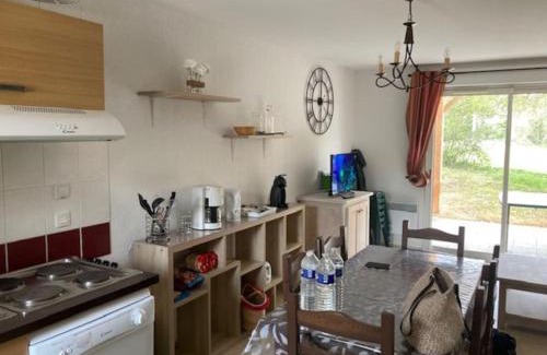 Cajarc House | CONFORTABLE MAISON DANS VILLAGE VACANCES AVEC PISCINE A CAJARC