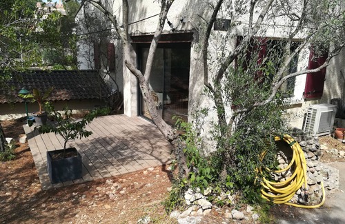 Pignan Villa | Confortable Villa Familiale au Terrain Calme et Ombragé à L'orée de Montpellier