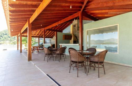 Caieira Apartment | Conforto com vista para o mar!