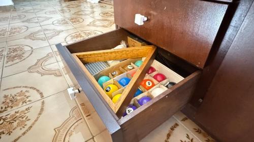 Parque Oasis House | Conforto e Diversão para Toda a Família 50m da Praia - churrasqueira - Sinuca - Jardim - vista lateral para o mar