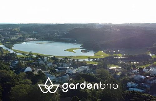 Bigorrilho Apartment | Conforto e Espaço para Família, 2 vagas, WiFi 500m