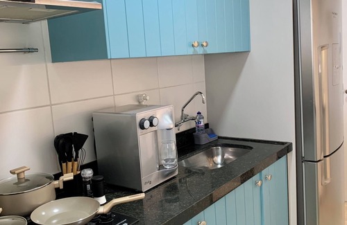 Ipanema RV Rental | Conforto Ipanema - Posto9: newly furnished with queen bed/garage/24h doorman