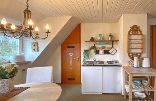 Weissenbrunn Apartment | Congenial Apartment in Weißenbrunn with Garden and Barbecue