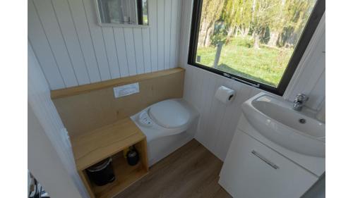Conical Hill House | Conical Hill Hideaway by Tiny Away